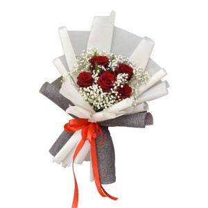 Bó hoa hồng nhũ kim tuyến 200 bông tạo hình chữ  ThaoFlower  Hoa Sáp Thu  Thảo